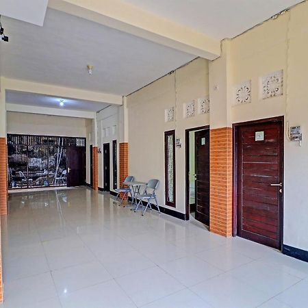 Oyo 91864 Holistic Stay Jimbaran Esterno foto