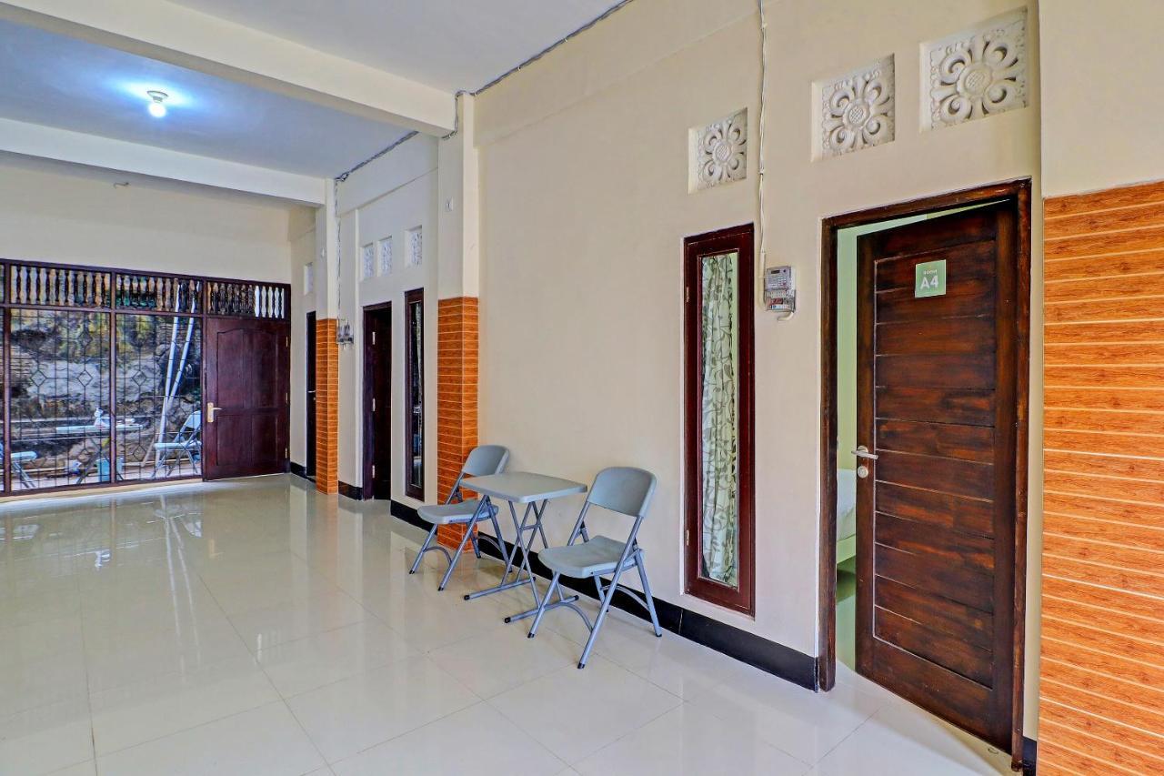Oyo 91864 Holistic Stay Jimbaran Esterno foto