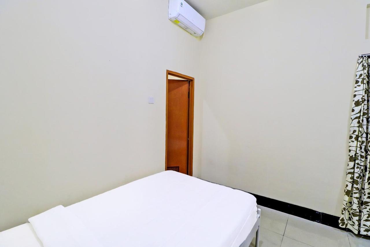 Oyo 91864 Holistic Stay Jimbaran Esterno foto