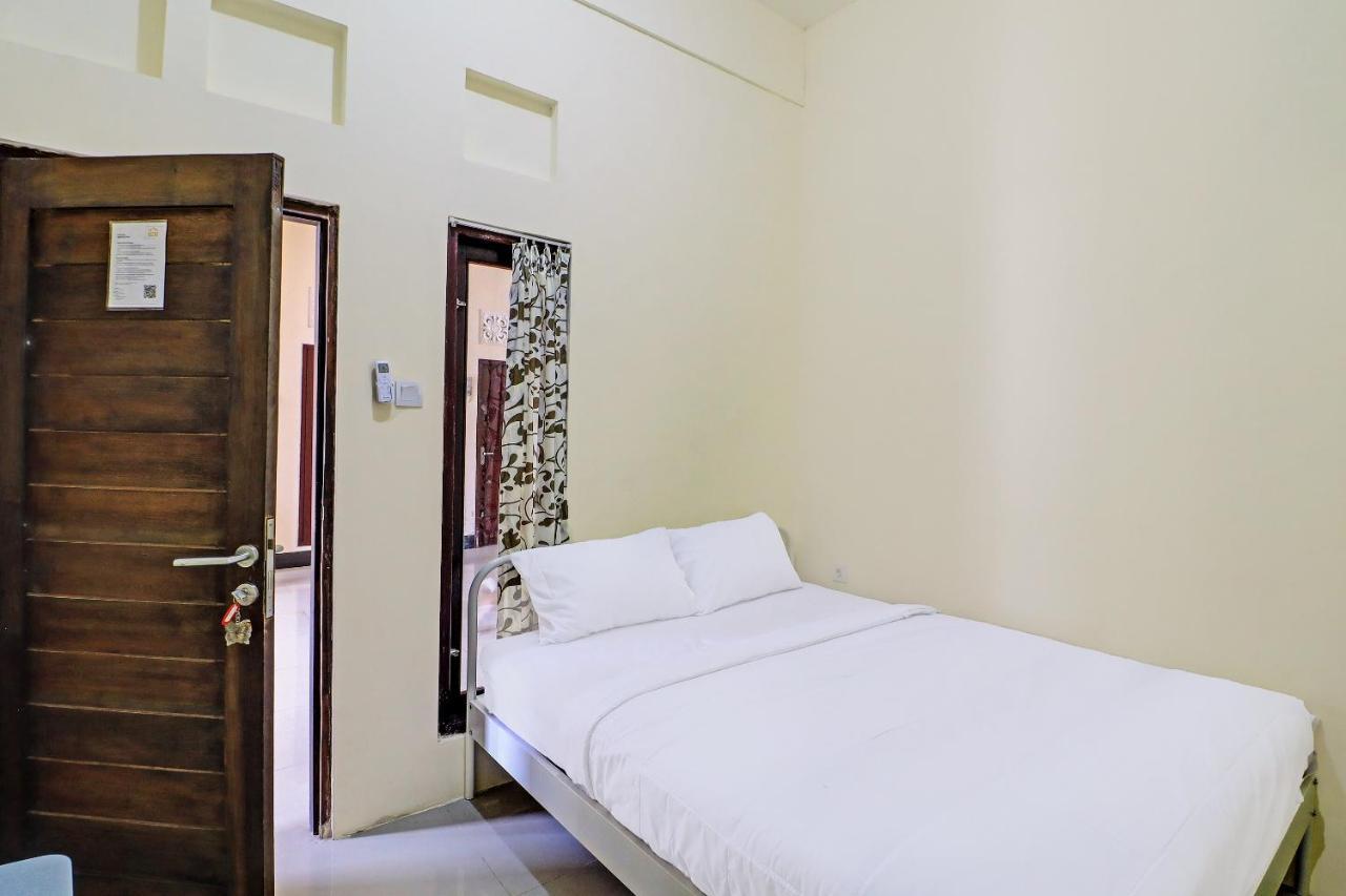 Oyo 91864 Holistic Stay Jimbaran Esterno foto